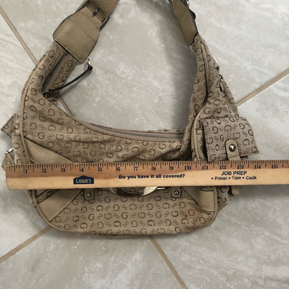 GUESS Shoulder Purse - Picture 6 of 7